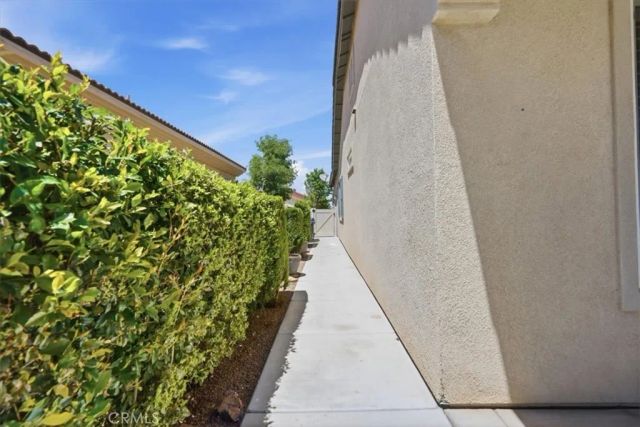 19423 Crystal Springs Lane, Apple Valley, CA 92308