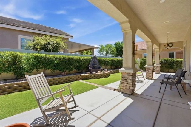 19423 Crystal Springs Lane, Apple Valley, CA 92308