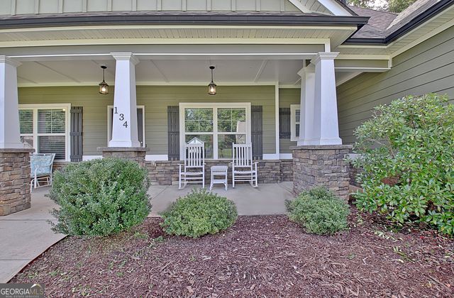 134 Old Bailey Farms Drive, Senoia, GA 30276