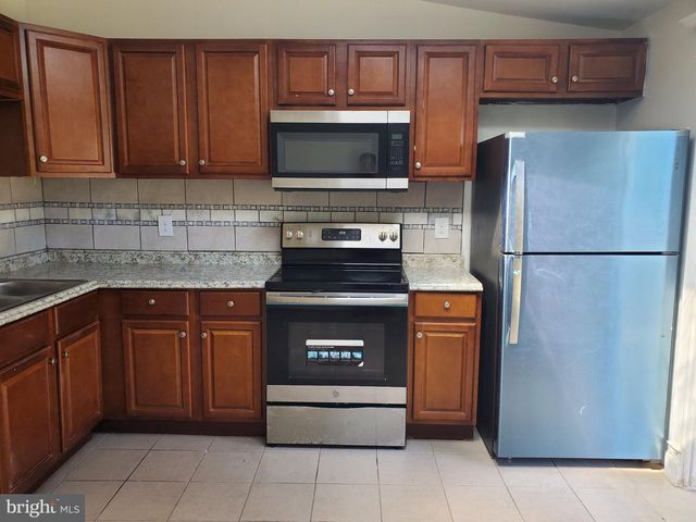 1209 LEIPER ST, Crum Lynne, PA 19022