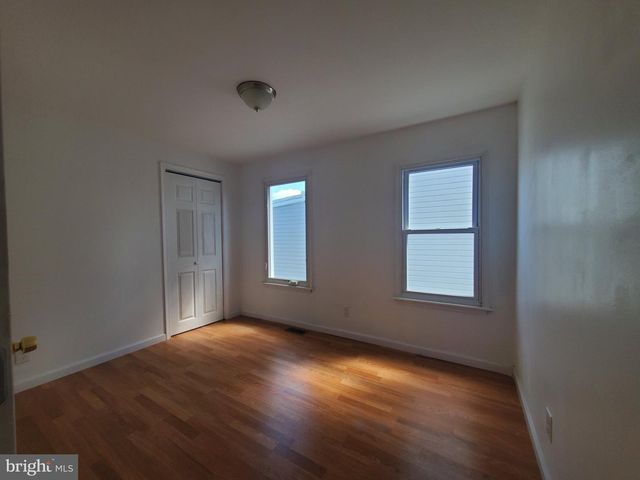 1209 LEIPER ST, Crum Lynne, PA 19022