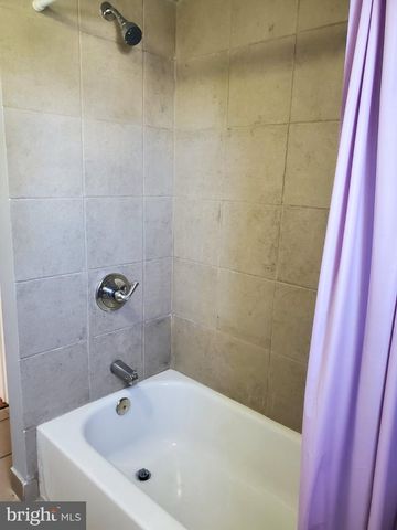 1209 LEIPER ST, Crum Lynne, PA 19022