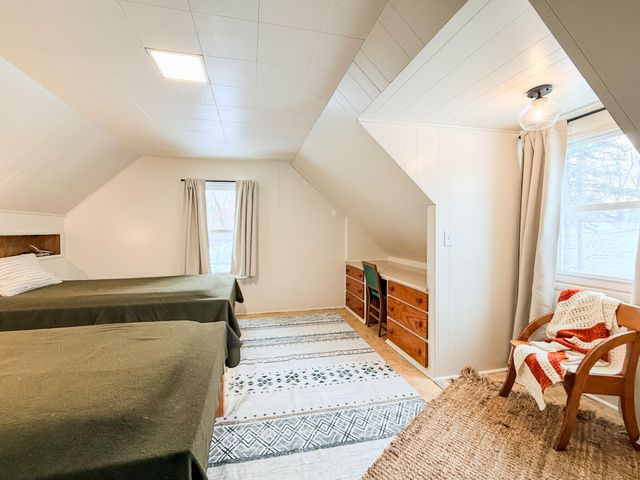 2964 Foster Avenue NE, Grand Rapids, MI 49505