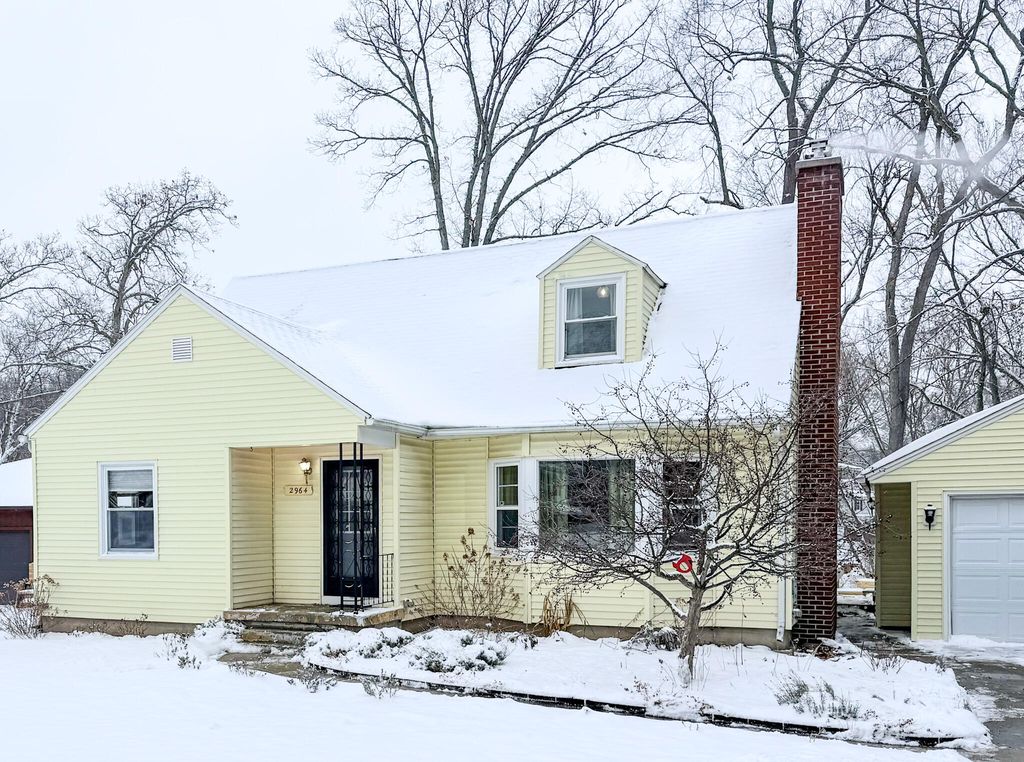 2964 Foster Avenue NE, Grand Rapids, MI 49505