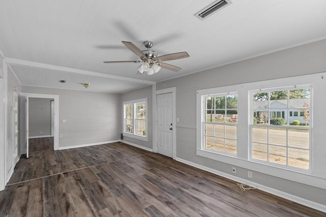 418 S Main Street, Headland, AL 36345