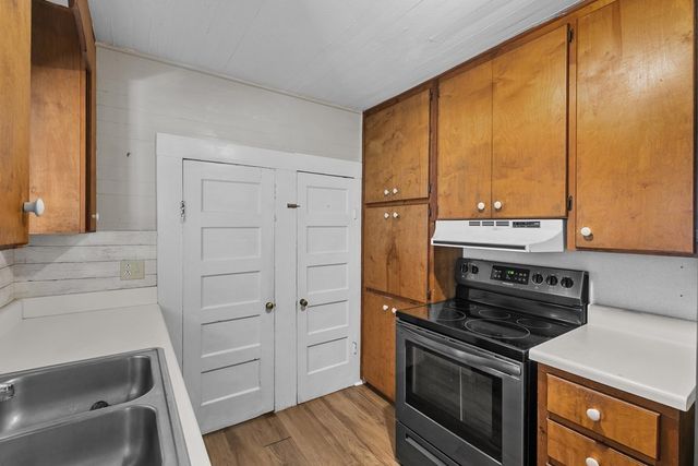418 S Main Street, Headland, AL 36345