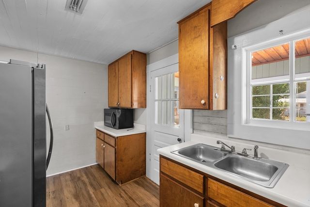 418 S Main Street, Headland, AL 36345