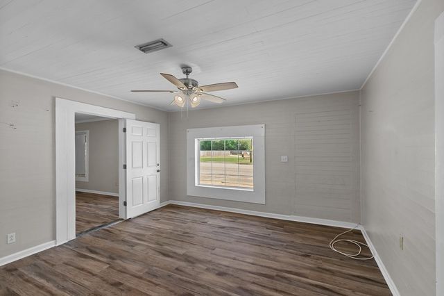418 S Main Street, Headland, AL 36345