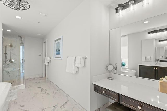 176 4TH AVENUE NE 1102, St Petersburg, FL 33701
