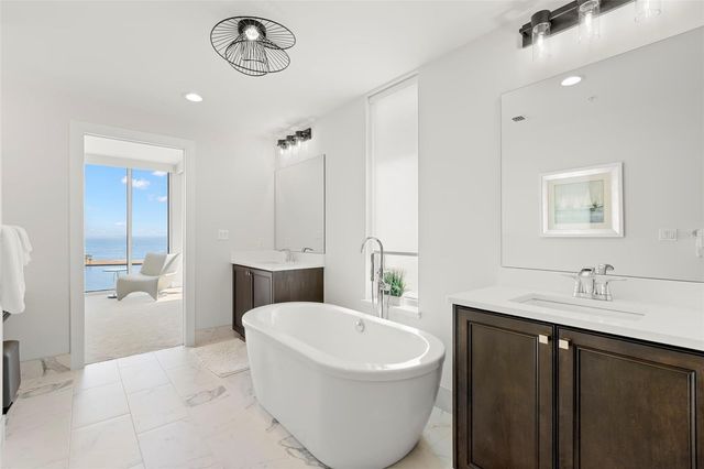 176 4TH AVENUE NE 1102, St Petersburg, FL 33701
