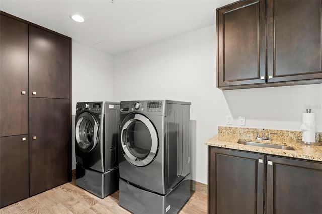 176 4TH AVENUE NE 1102, St Petersburg, FL 33701