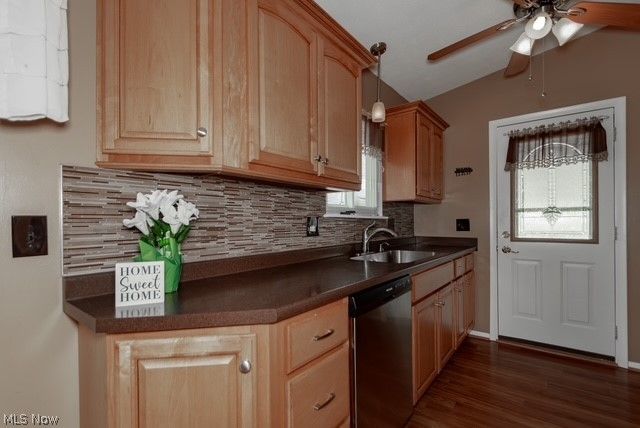 466 Waterbury Road, Eastlake, OH 44095