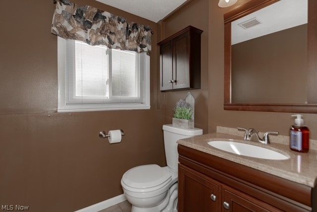 466 Waterbury Road, Eastlake, OH 44095