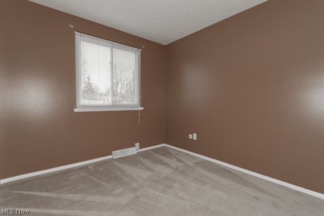 466 Waterbury Road, Eastlake, OH 44095