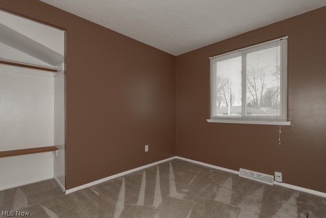 466 Waterbury Road, Eastlake, OH 44095