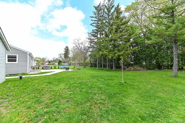 1624 Woodside DRIVE, New Berlin, WI 53151