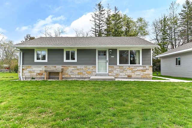 1624 Woodside DRIVE, New Berlin, WI 53151