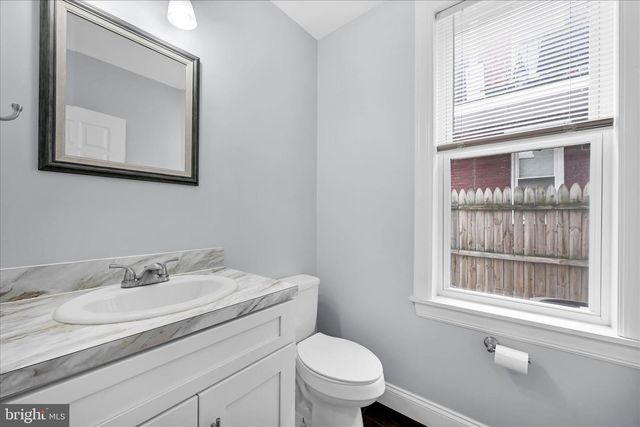 227 N 3RD ST, Columbia, PA 17512