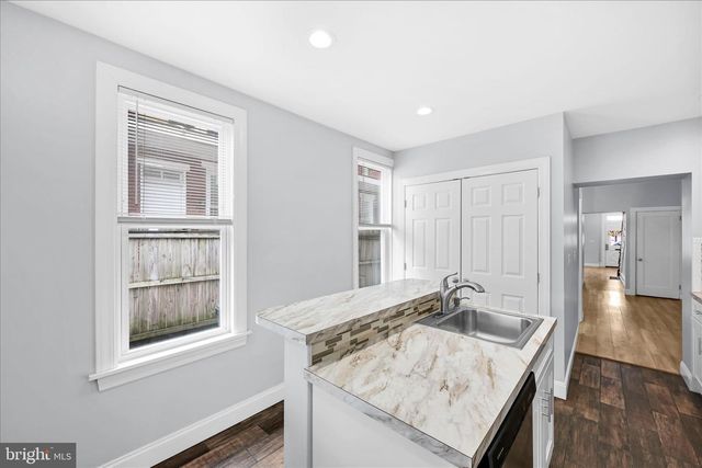 227 N 3RD ST, Columbia, PA 17512