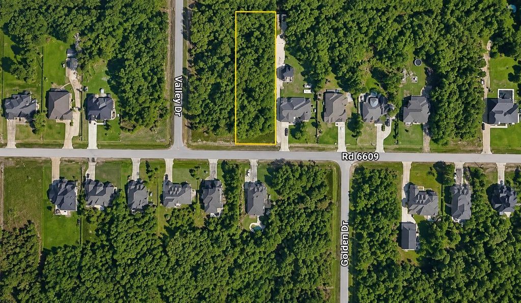 319 County Road 6609, Dayton, TX 77535