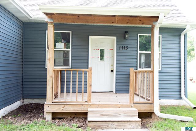 1113 6th Street, Aurora, NE 68818