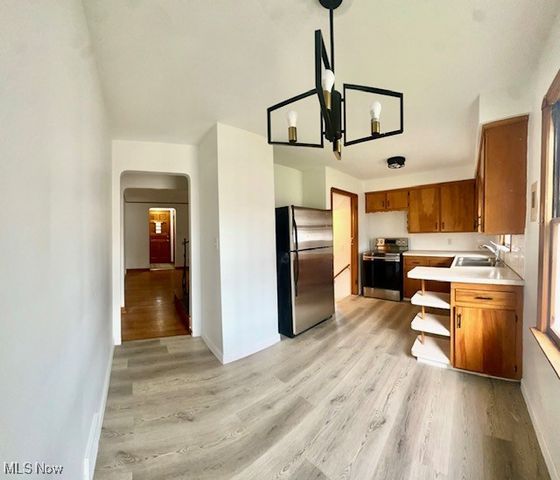 5415 Pelham Drive, Parma, OH 44129