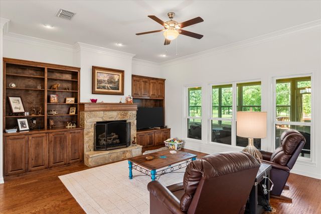 345 Rains County Road 3390, Emory, TX 75440