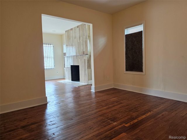 18284 Hartwell Street, Detroit, MI 48235