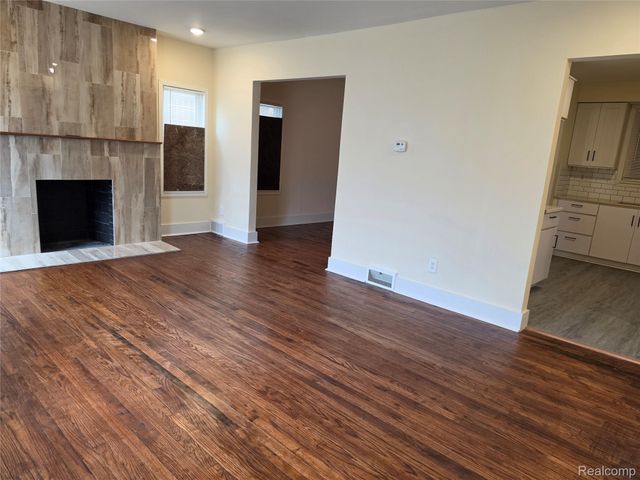 18284 Hartwell Street, Detroit, MI 48235