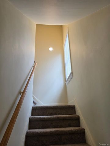 18284 Hartwell Street, Detroit, MI 48235