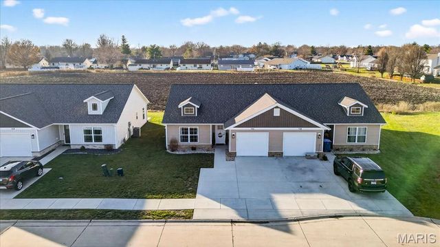 70 Marker Drive A, Highland, IL 62249