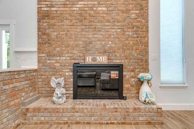 2037 Lewis Turner Boulevard B, Fort Walton Beach, FL 32547