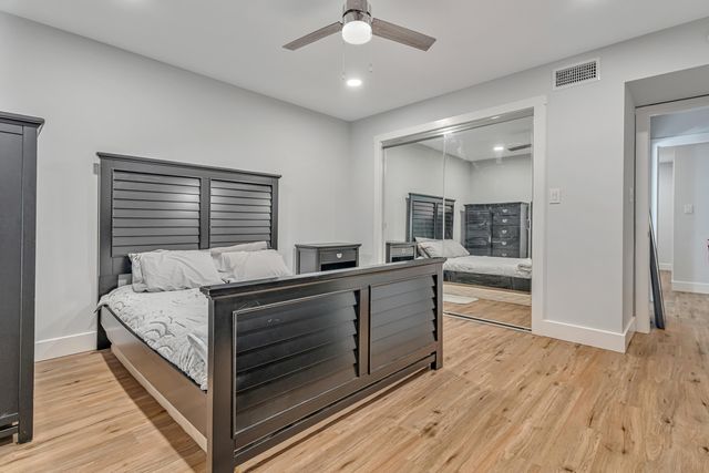 2037 Lewis Turner Boulevard B, Fort Walton Beach, FL 32547