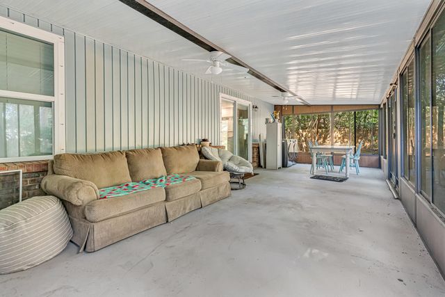 2037 Lewis Turner Boulevard B, Fort Walton Beach, FL 32547