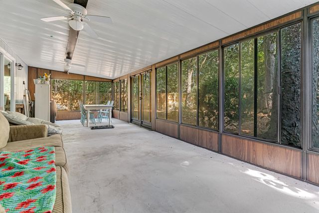 2037 Lewis Turner Boulevard B, Fort Walton Beach, FL 32547