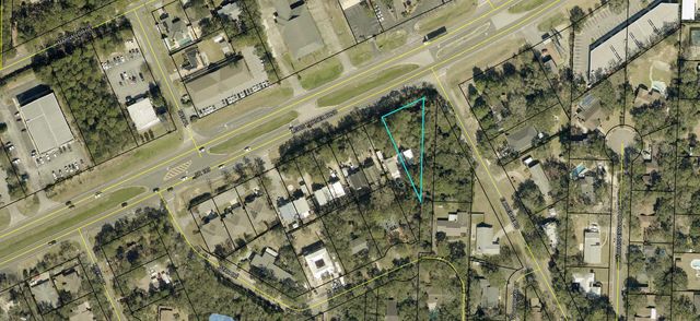 2037 Lewis Turner Boulevard B, Fort Walton Beach, FL 32547