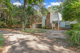 2037 Lewis Turner Boulevard B, Fort Walton Beach, FL 32547