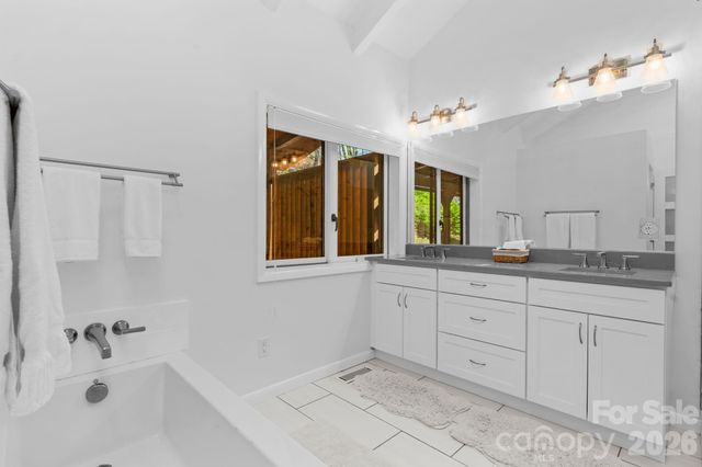 248 Hillcrest Lane, Banner Elk, NC 28604