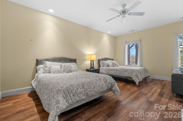 248 Hillcrest Lane, Banner Elk, NC 28604