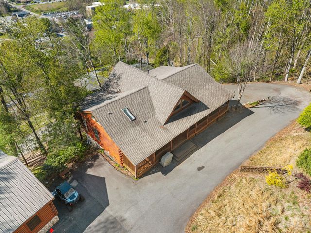 248 Hillcrest Lane, Banner Elk, NC 28604