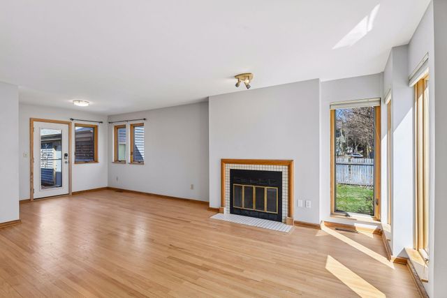2409 24th Avenue S, Minneapolis, MN 55406