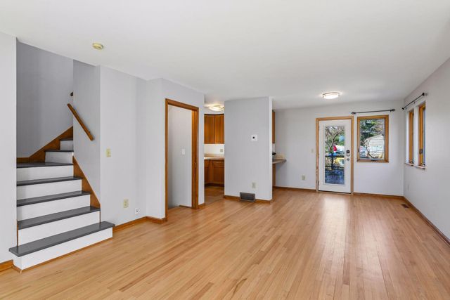 2409 24th Avenue S, Minneapolis, MN 55406