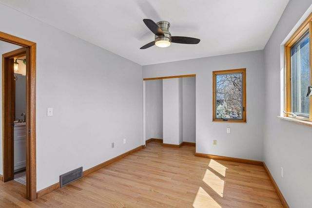 2409 24th Avenue S, Minneapolis, MN 55406