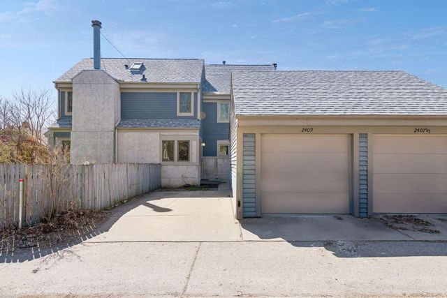 2409 24th Avenue S, Minneapolis, MN 55406