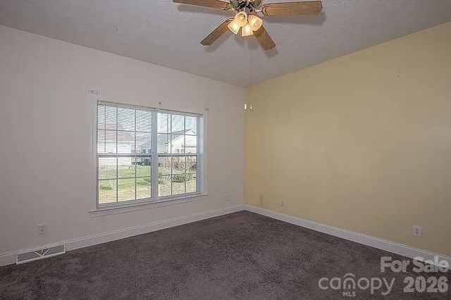 403 Sassafras Drive, Hendersonville, NC 28739