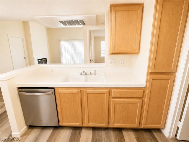 7100 Pirates Cove Road 2123, Las Vegas, NV 89145