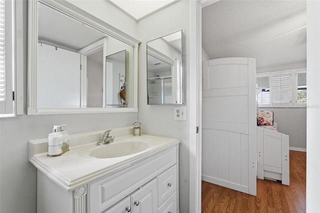 11650 CAPRI CIRCLE S 204, Treasure Island, FL 33706