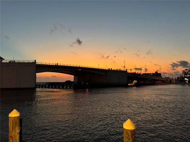 11650 CAPRI CIRCLE S 204, Treasure Island, FL 33706