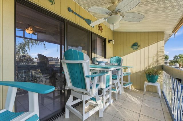 11650 CAPRI CIRCLE S 204, Treasure Island, FL 33706