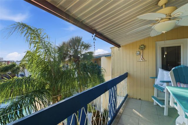 11650 CAPRI CIRCLE S 204, Treasure Island, FL 33706